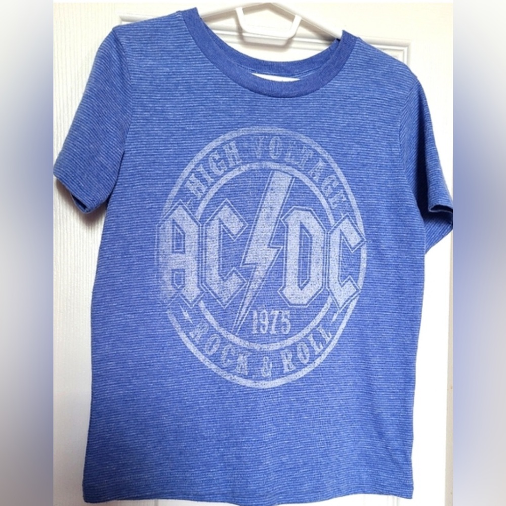 Kids AC/DC vintage graphic  rock Band Tee